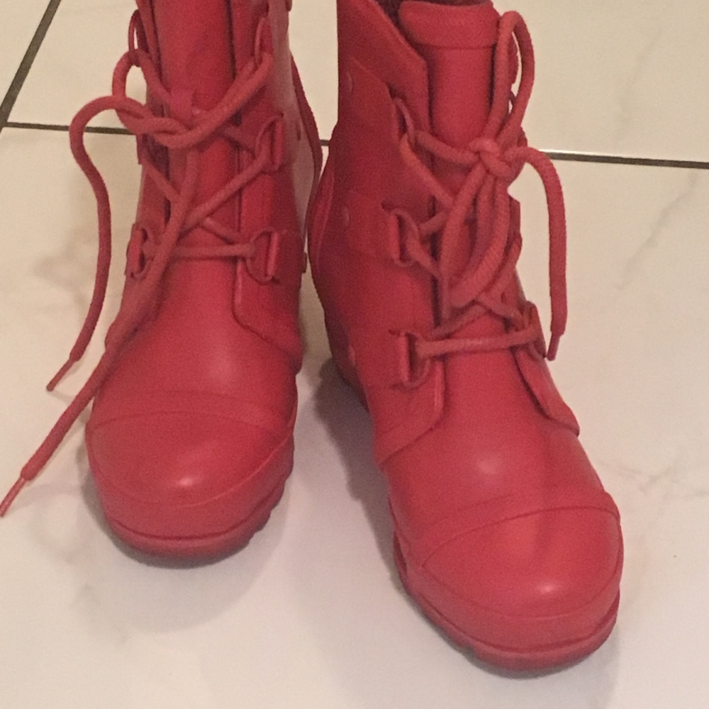 Sorel - Red Rain Boots